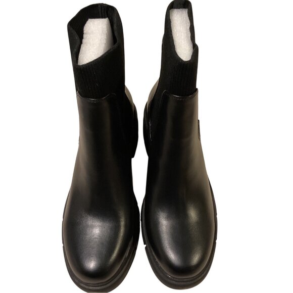 NWT Red Top Womens Black Leather Chelsea Boots lug sole ankle Chunky Size 8 NEW - Picture 3 of 11